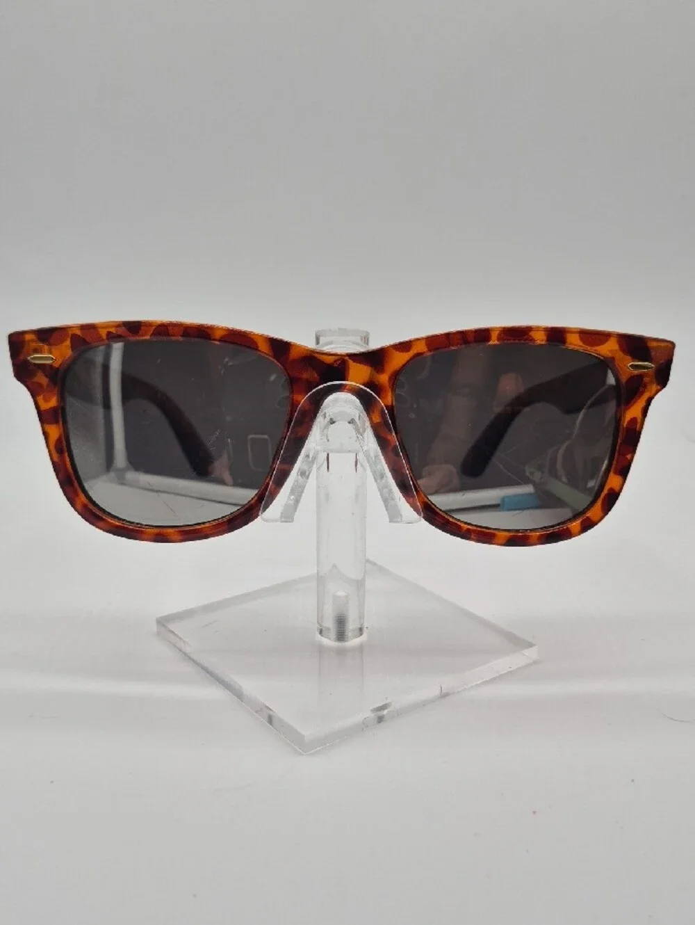 Myiaur Tortoiseshell Wayfarer Sunglasses